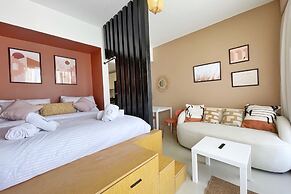 Refreshed & Uplifted 2 BDR @ G Cribs