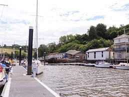 Dolphin Cottage