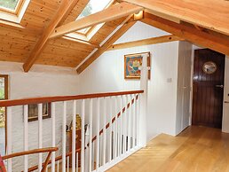 Dolphin Cottage