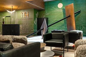 NH Guadalajara Studios