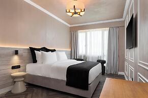 Acropolis Luxury Athens Suites