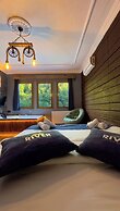 RIVER DELUXE ÇAMLIHEMŞİN