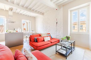 The White Lotus Penthouse