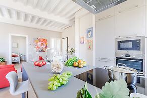 The White Lotus Penthouse