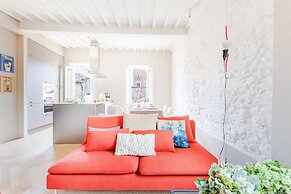 The White Lotus Penthouse