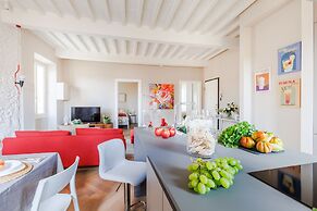 The White Lotus Penthouse