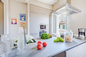 The White Lotus Penthouse