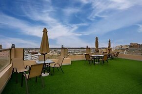 W-Suites Al Souda