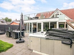 4 Star Holiday Home in Henne