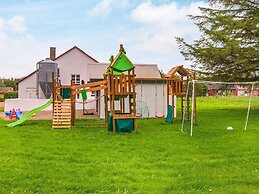 4 Star Holiday Home in Henne