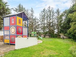 4 Star Holiday Home in Henne