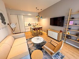 Qumi Porto Suites