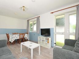 4 Rosecraddoc Lodge Holiday Bungalows