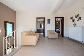 Iris Villa