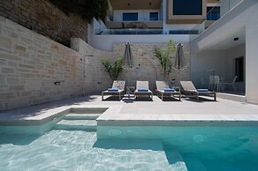 ArtCotel Luxury Villa