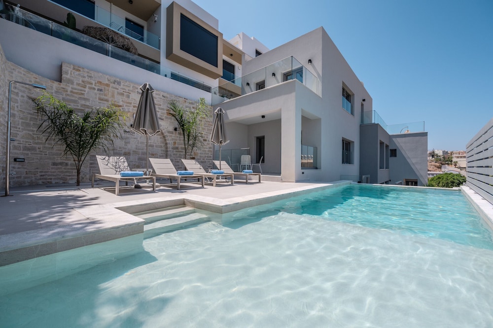 ArtCotel Luxury Villa