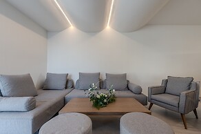 ArtCotel Luxury Villa