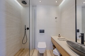 Nysa Luxury 2