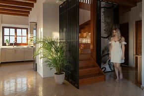 Ami Manoir Villa