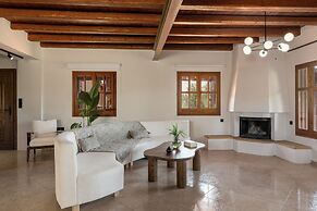 Ami Manoir Villa