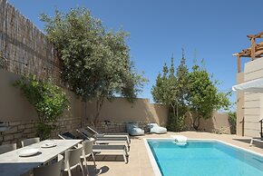 Foothills Tangerine Villa