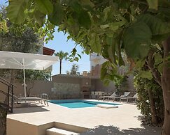Foothills Tangerine Villa