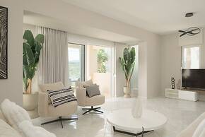 Foothills Turquoise Villa