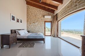 Arios Lux Villa