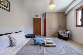 Arios Lux Villa