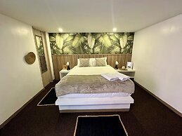 OPE SUITES CALLE 100