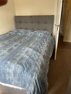 Cleeve Road House