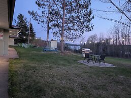 PINEWOOD INN