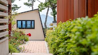 Chuncheon Motomoto Pool Villa