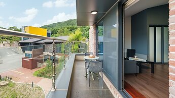 Chuncheon Motomoto Pool Villa