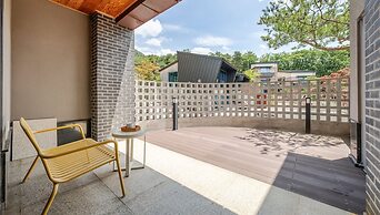 Chuncheon Motomoto Pool Villa