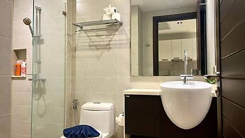 Emerald 307 - Studio With Balcony and Shared Pool