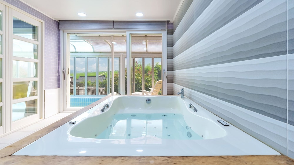 Suncheon The Sky Pool Villa