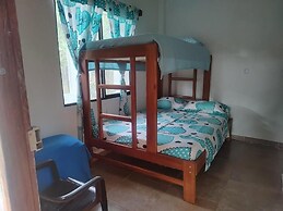 Hostal Rojoyale