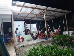 Hostal Rojoyale