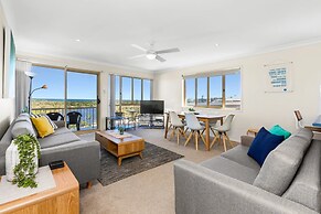 Creekside Coastal Escape on Hungerford