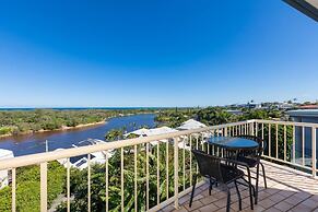 Creekside Coastal Escape on Hungerford