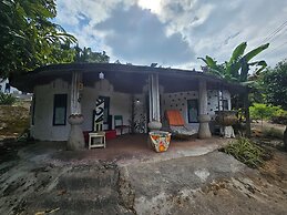 Clay House Chiang Mai By Alphatel