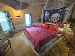 Clay House Chiang Mai By Alphatel