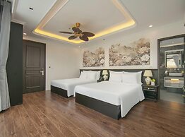 Royal Hotel - Vinhomes Ocean Park 3