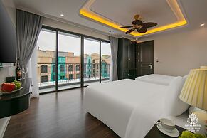 Royal Hotel - Vinhomes Ocean Park 3