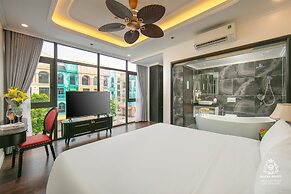 Royal Hotel - Vinhomes Ocean Park 3