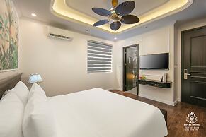 Royal Hotel - Vinhomes Ocean Park 3