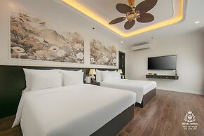 Royal Hotel - Vinhomes Ocean Park 3