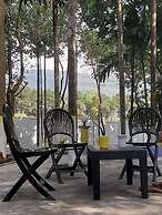 Naljuri Inn Hotel
