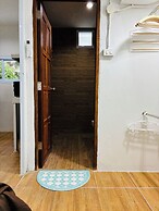 Apartment Wat Sawang Arom 35